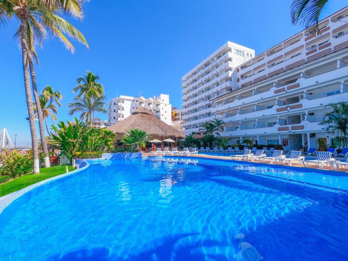 Tropicana Hotel Puerto Vallarta Exterior photo