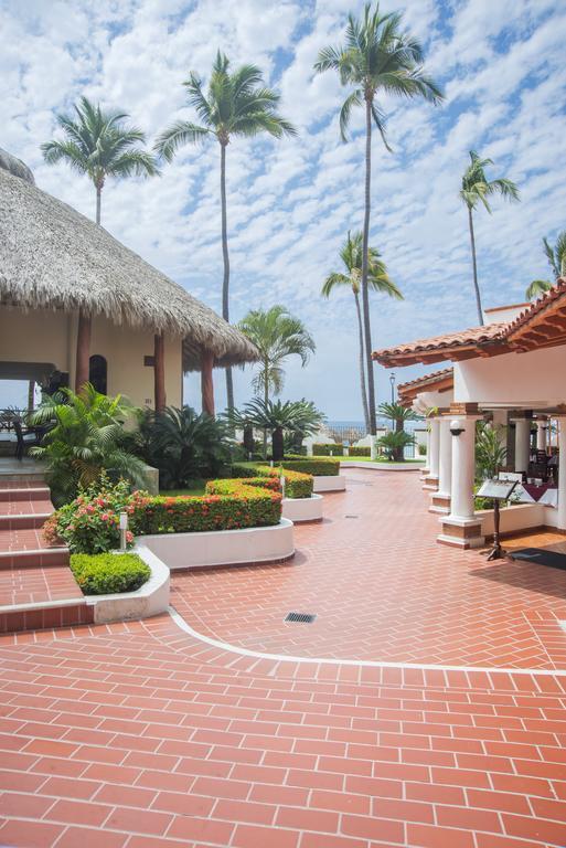 Tropicana Hotel Puerto Vallarta Exterior photo